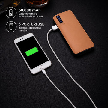 Baterie Externă 30.000 mAh cu 3 Porturi USB și Lanternă LED – Afișaj Digital, Imitație Piele