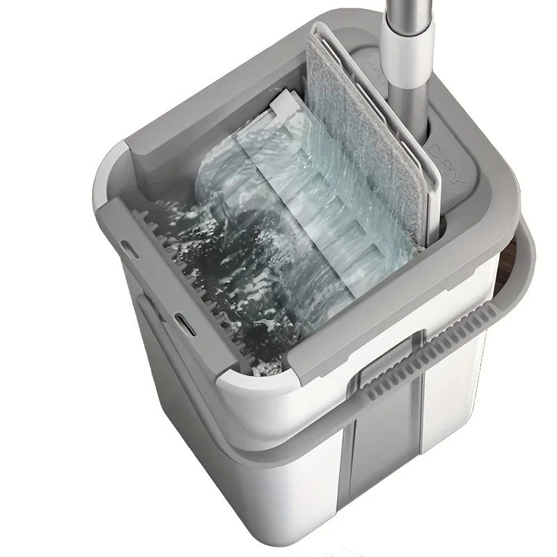 Mop cu găleată si auto-stoarcere